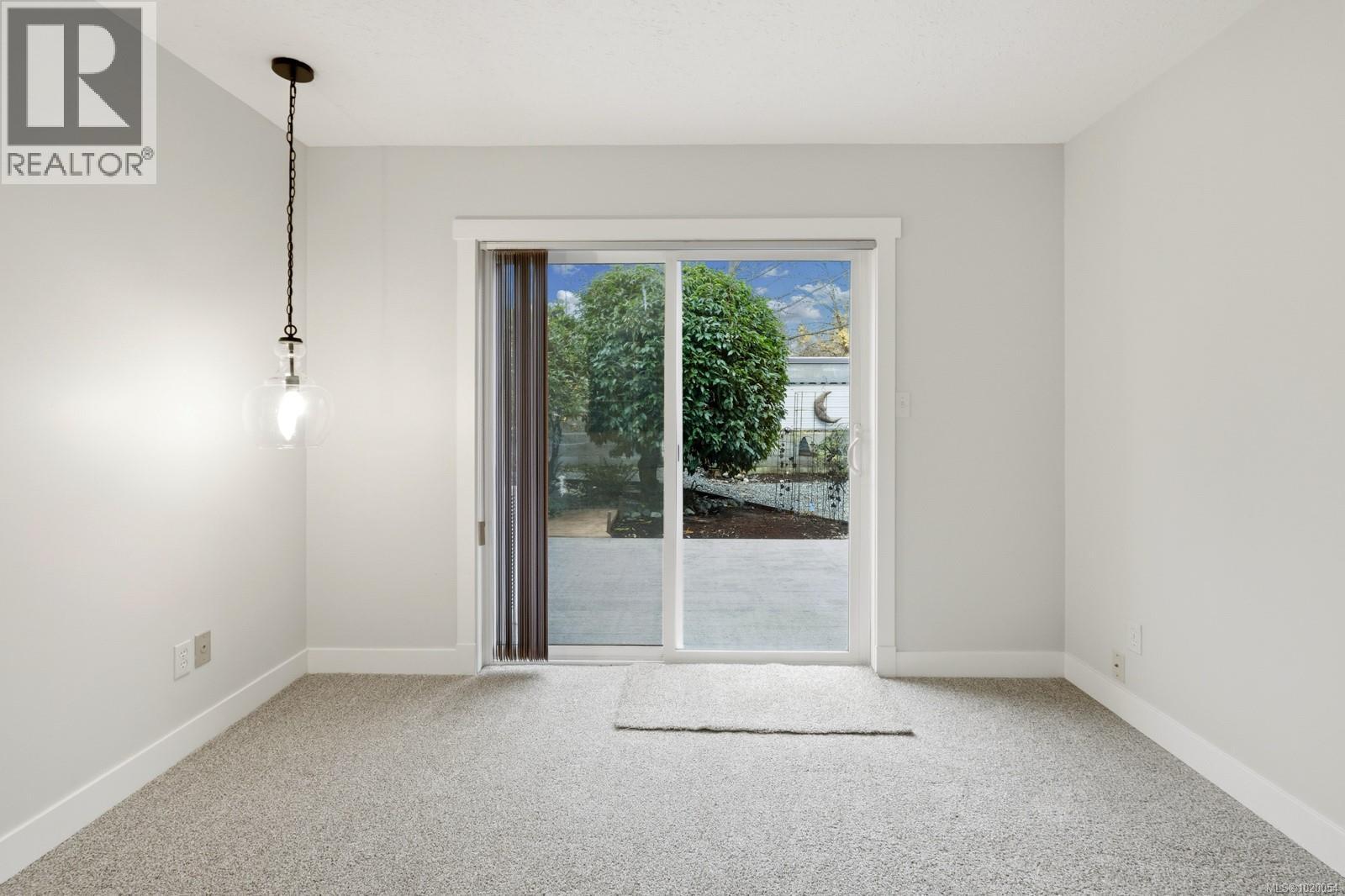 15 111 McKinstry Rd, Duncan