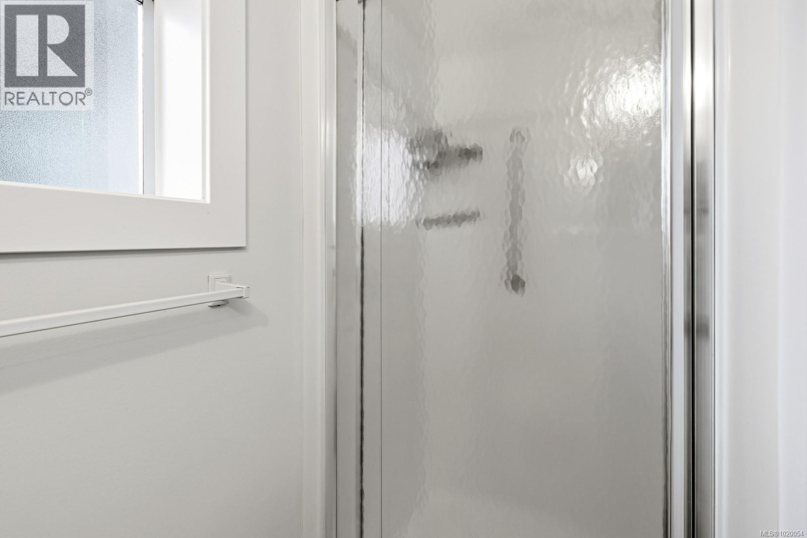 15 111 McKinstry Rd, Duncan