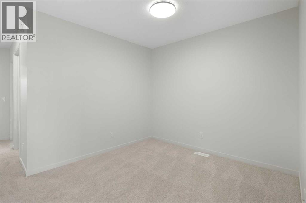 Single Family House for Sale in  Annette Landing NW Glacier Ridge Calgary 