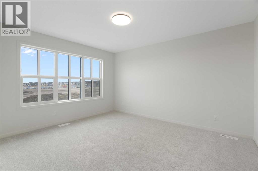 Single Family House for Sale in  Annette Landing NW Glacier Ridge Calgary 