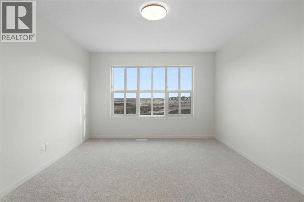 Single Family House for Sale in  Annette Landing NW Glacier Ridge Calgary 