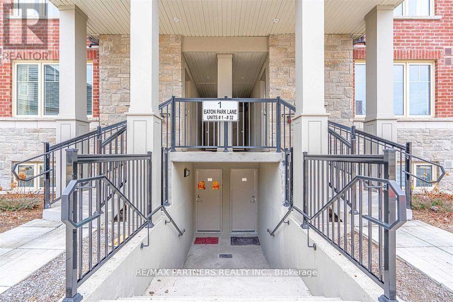 9 - 1 EATON PARK LANE - Photo 3 of 39, Toronto (L'Amoreaux), Ontario