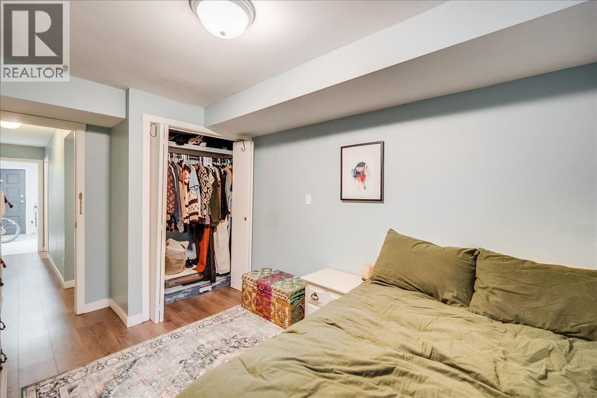 2207 Columbia Avenue, Rossland