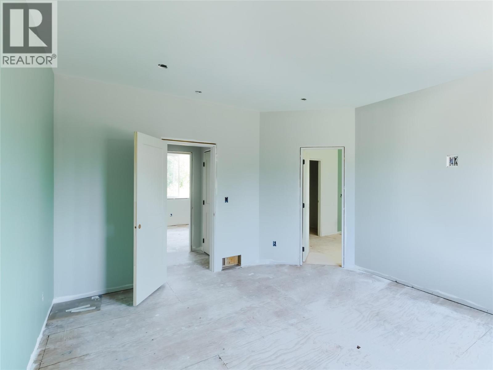 1770 35 Street NE, Salmon Arm