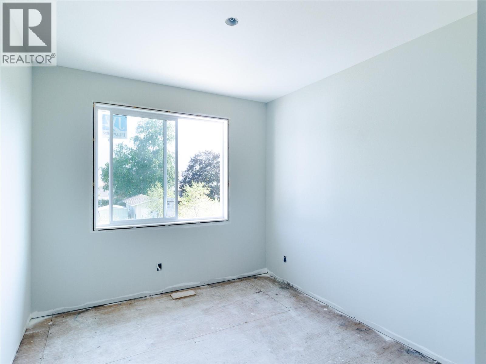 1770 35 Street NE, Salmon Arm