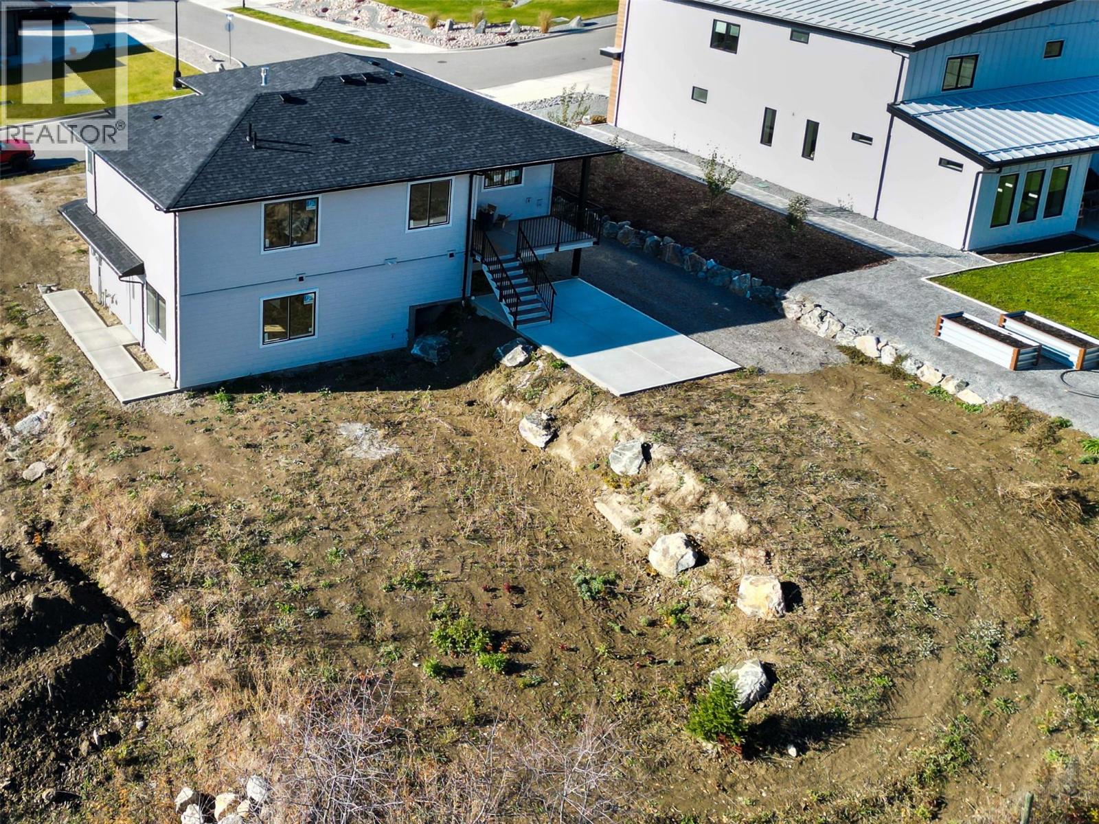 1770 35 Street NE, Salmon Arm