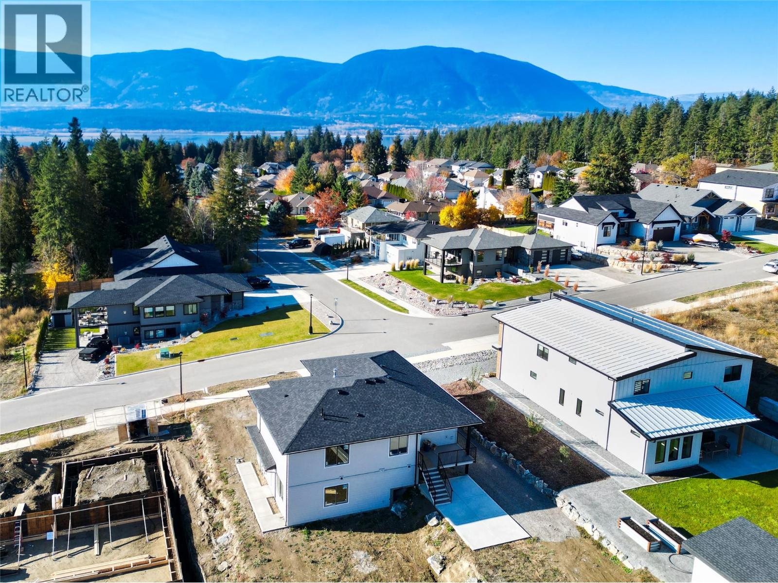 1770 35 Street NE, Salmon Arm