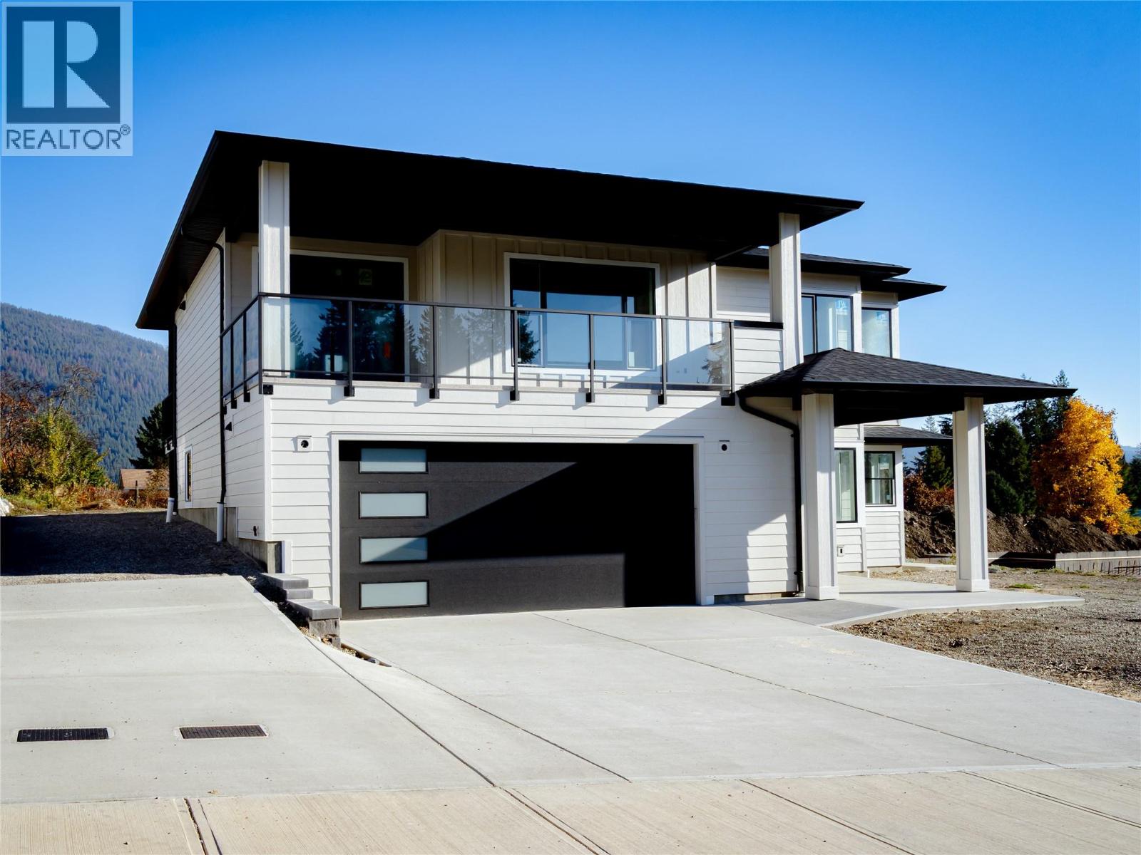 1770 35 Street NE, Salmon Arm