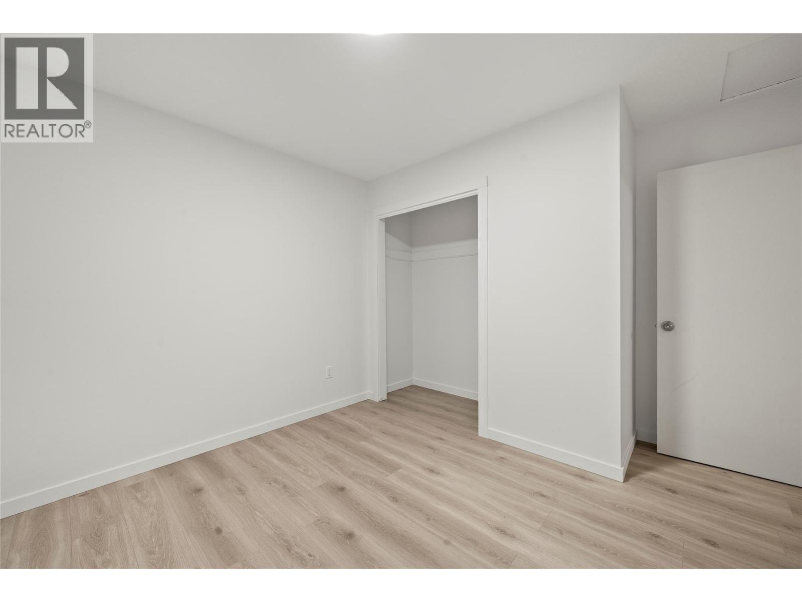 800 20th Street SE, Salmon Arm