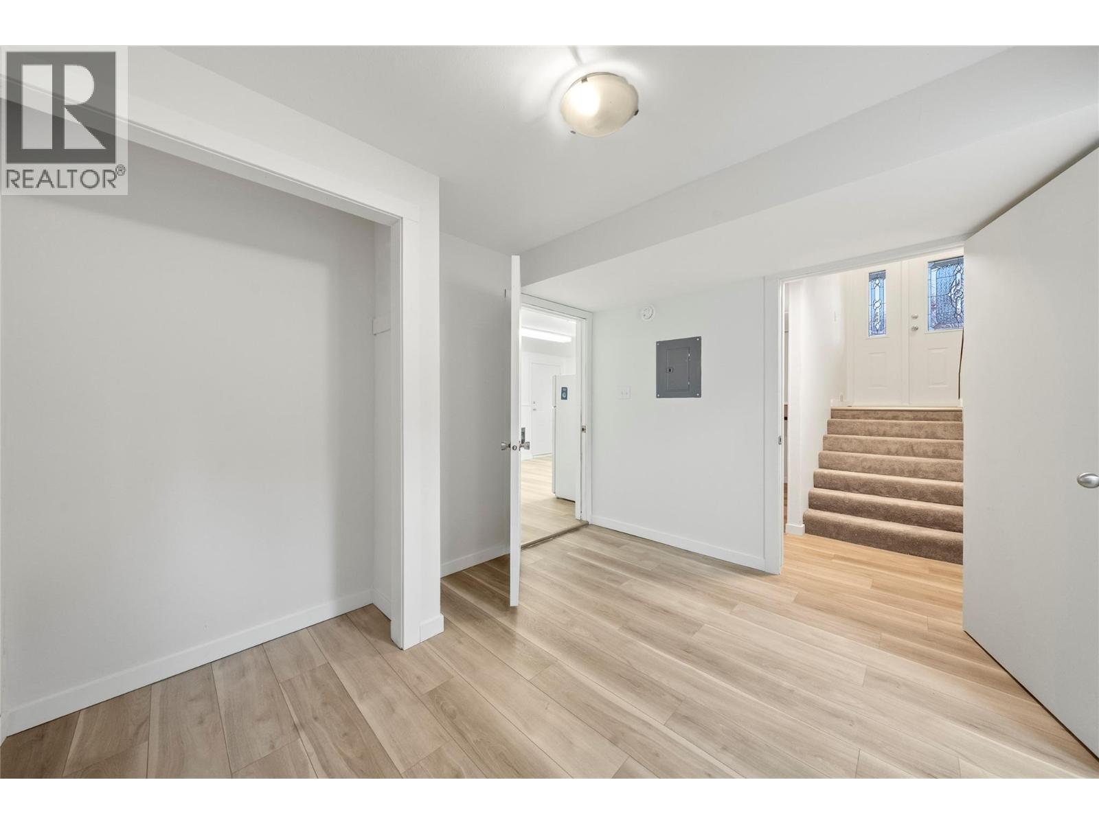 800 20th Street SE, Salmon Arm