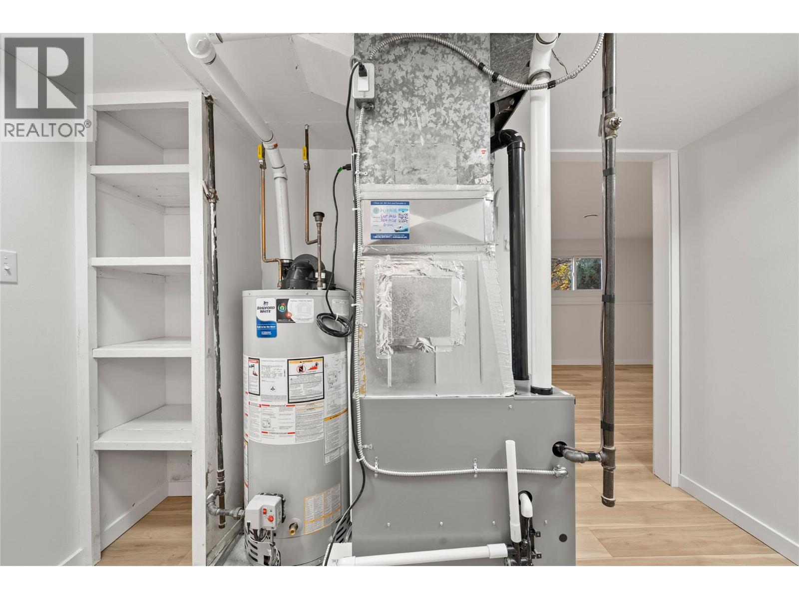 800 20th Street SE, Salmon Arm