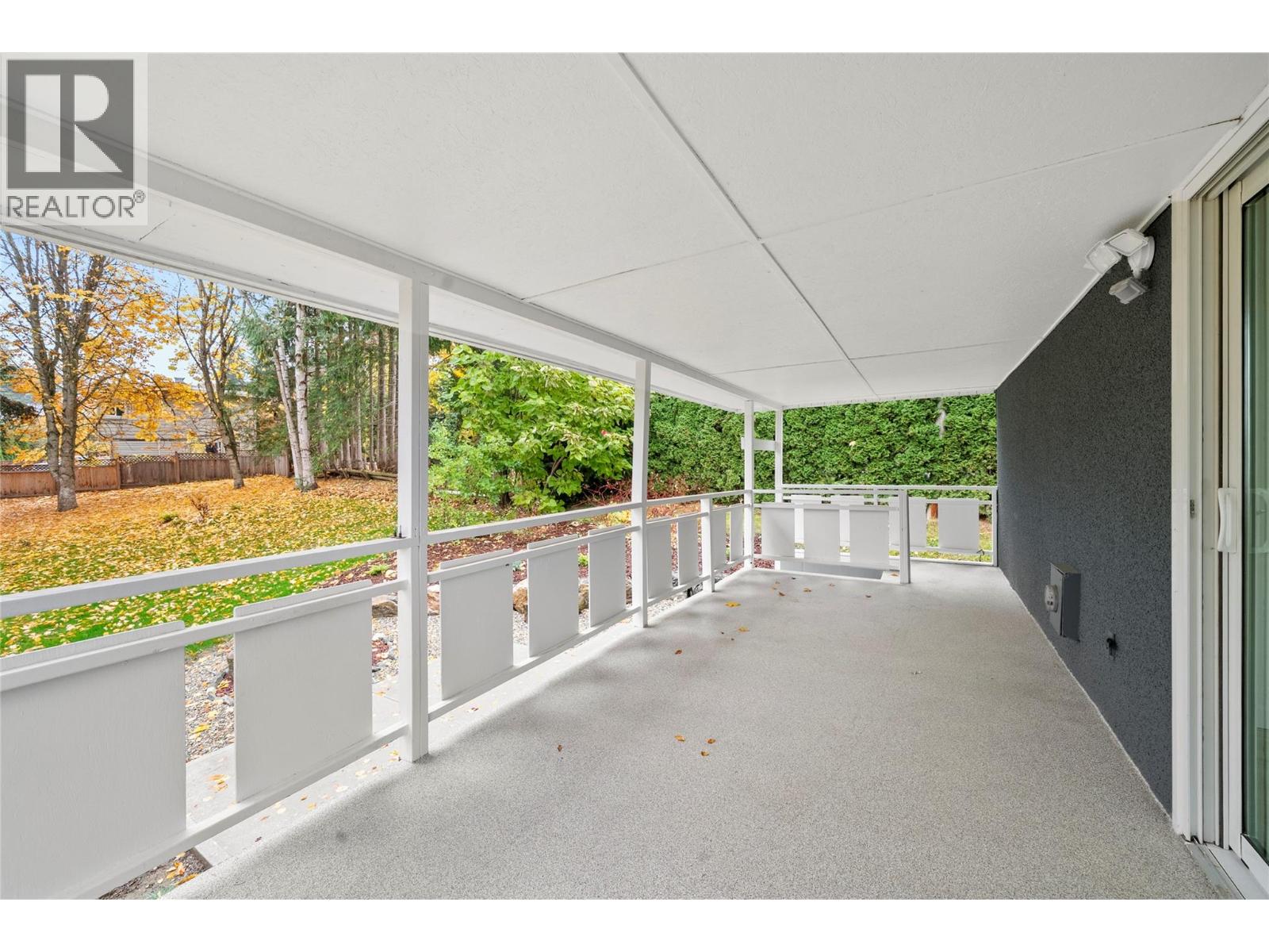 800 20th Street SE, Salmon Arm