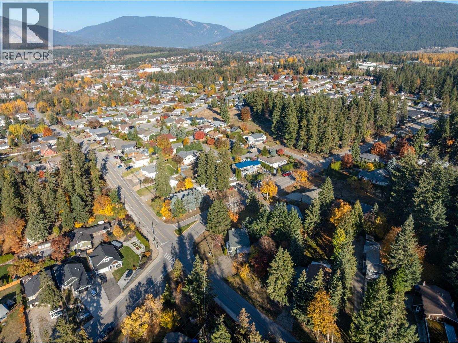 800 20th Street SE, Salmon Arm