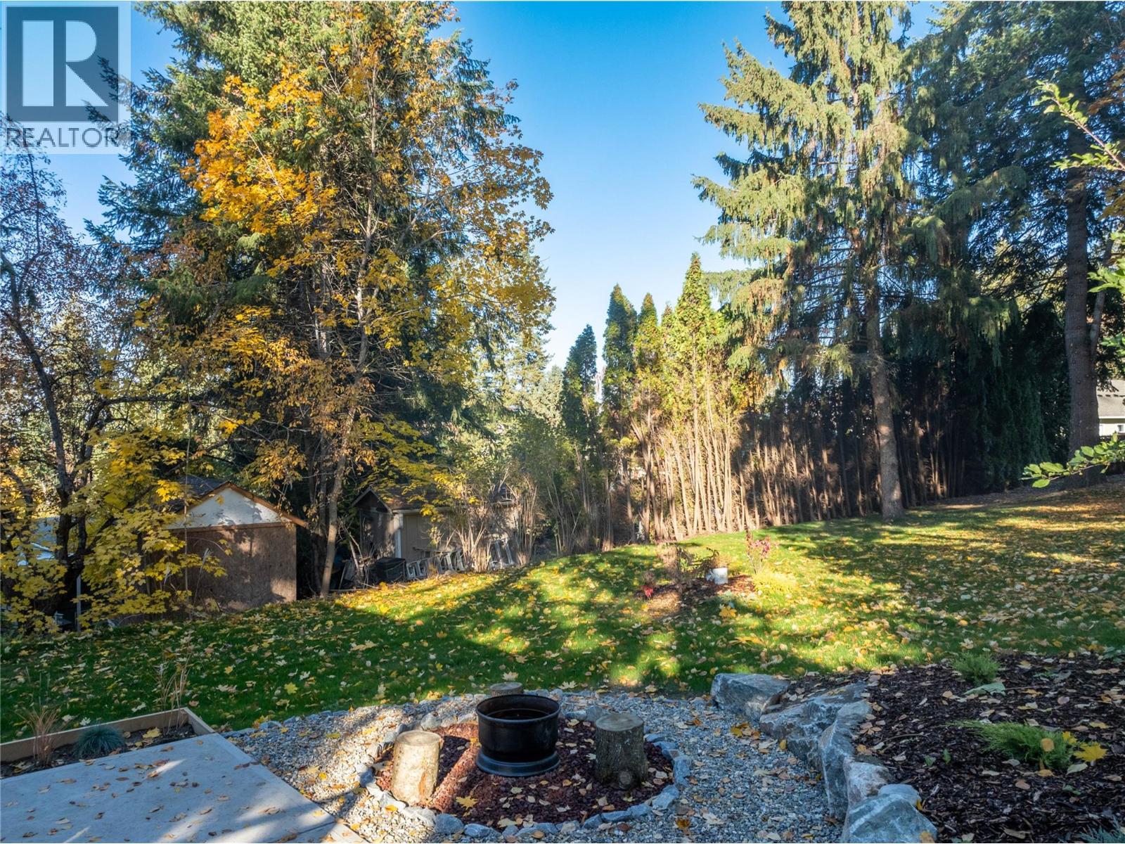 800 20th Street SE, Salmon Arm