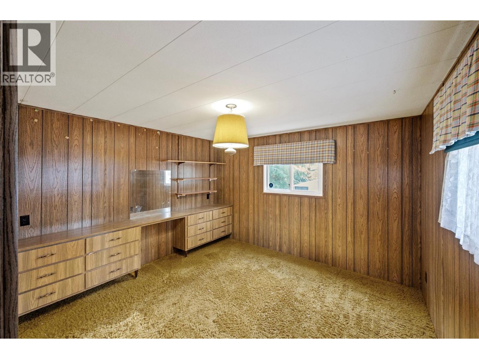 8487 Highway 97 Highway Unit# 6, Oliver