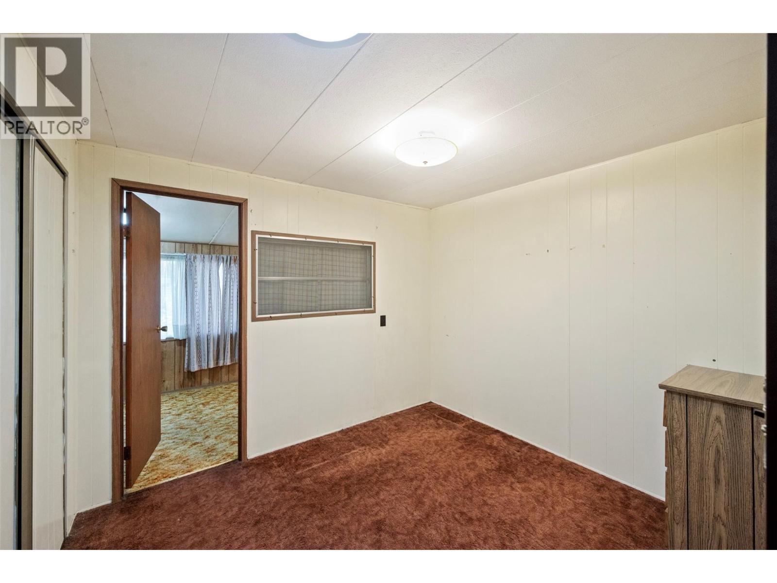 8487 Highway 97 Highway Unit# 6, Oliver