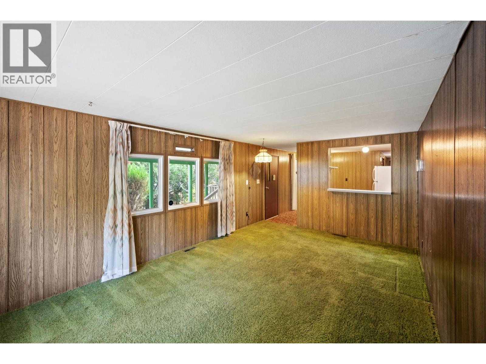 8487 Highway 97 Highway Unit# 6, Oliver