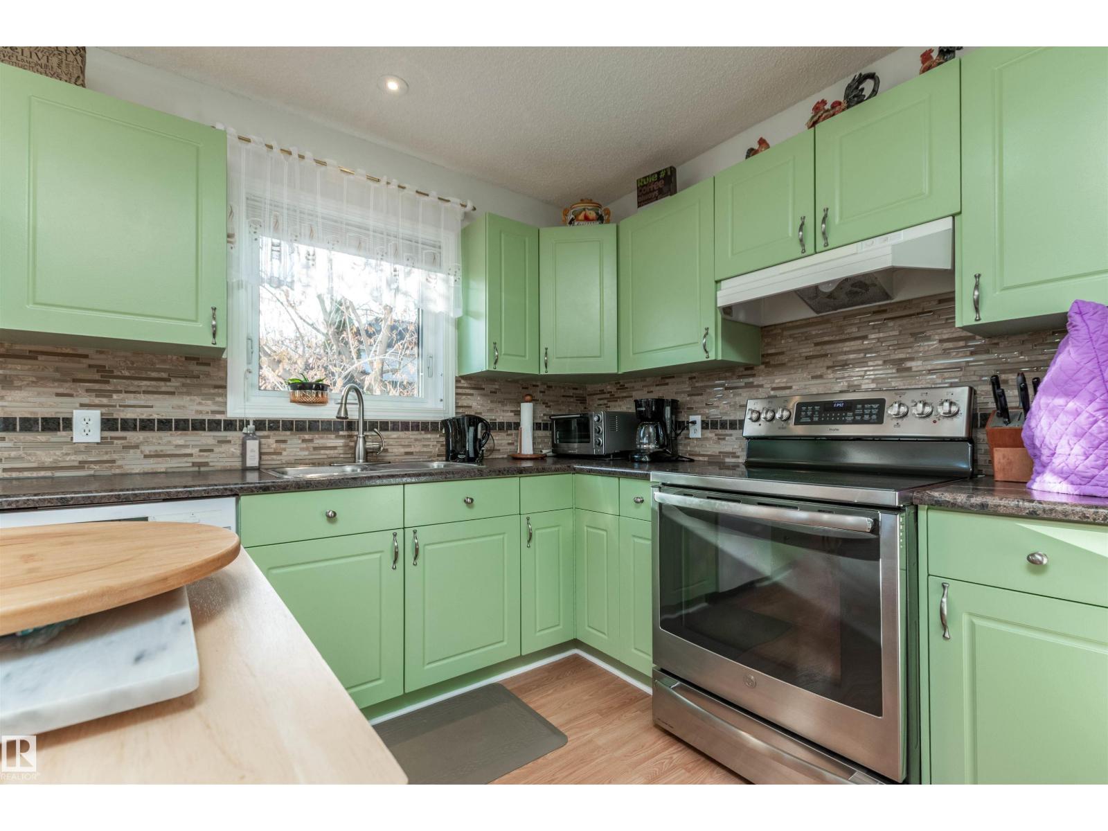 479 MEADOWVIEW DR, Sherwood Park