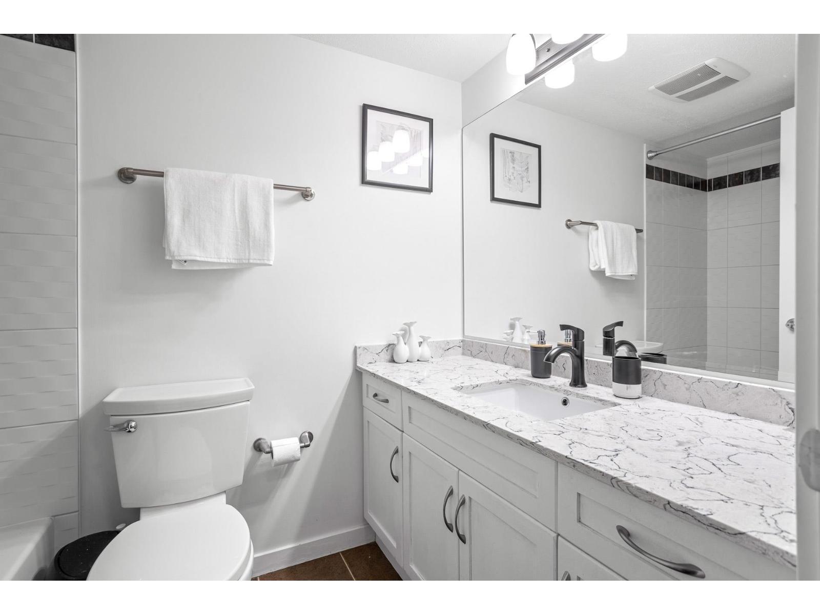 House in Abbotsford - Image 24