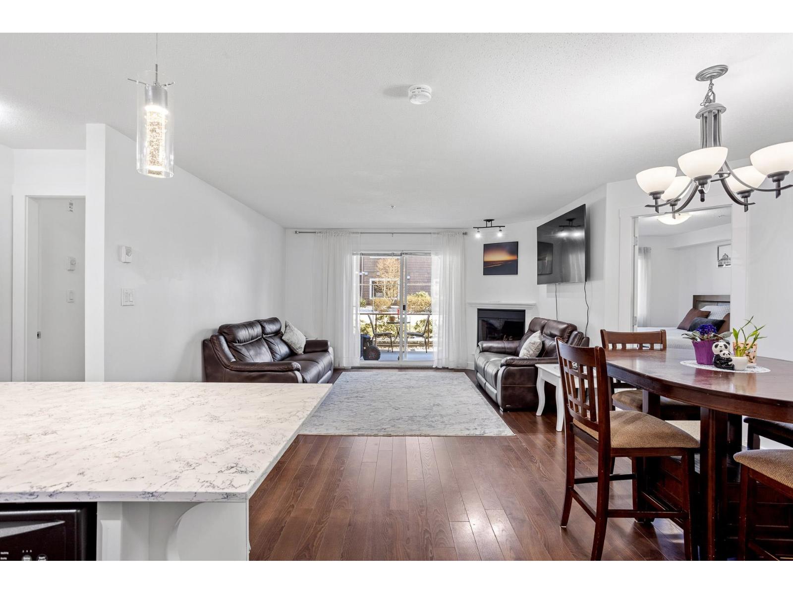 107 2038 SANDALWOOD CRESCENT