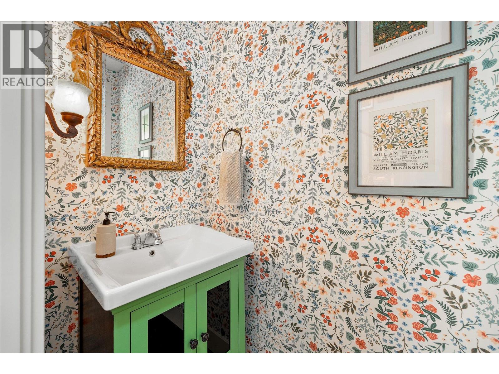 192 Louie View Drive, Lumby