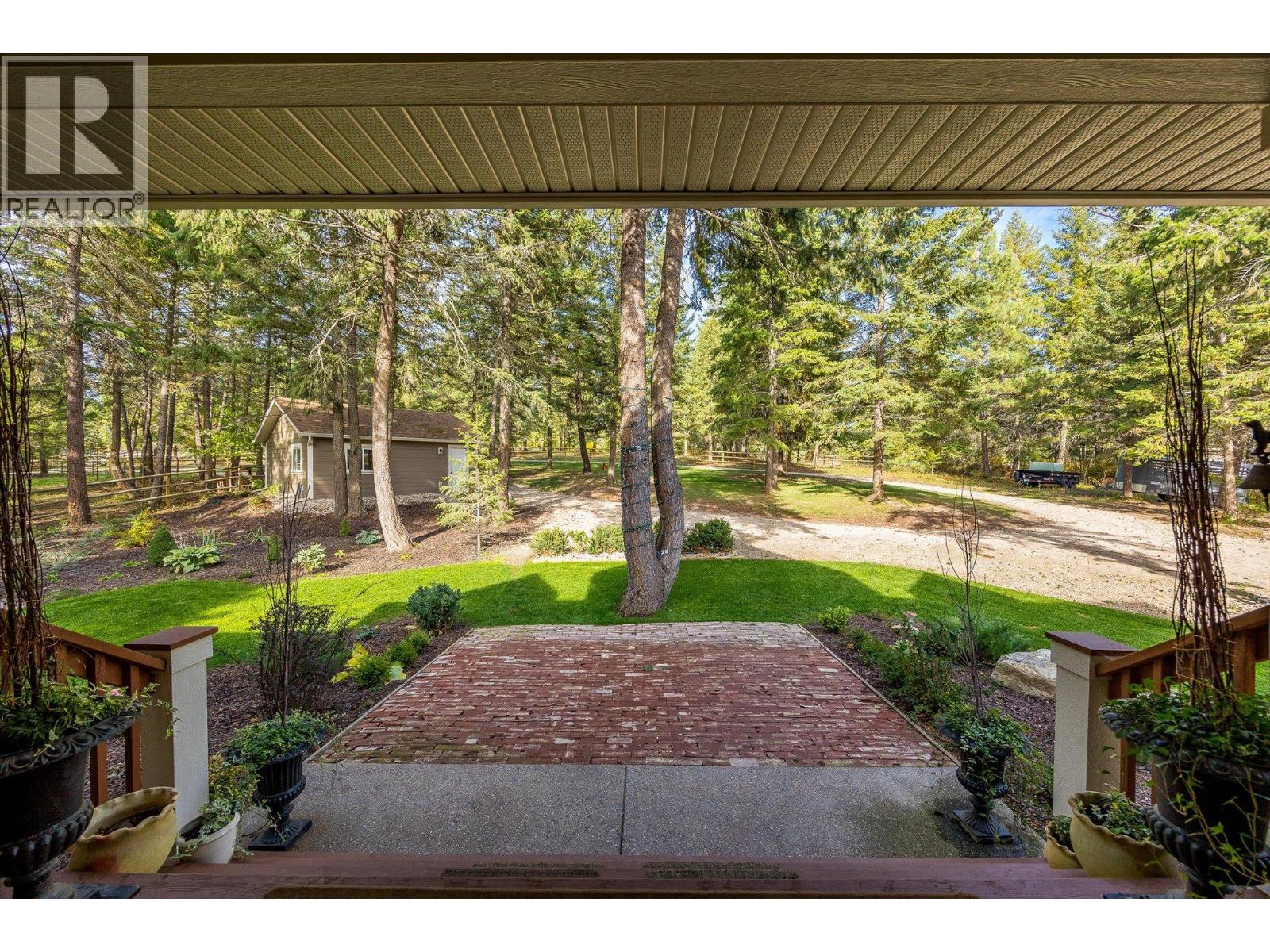 192 Louie View Drive, Lumby