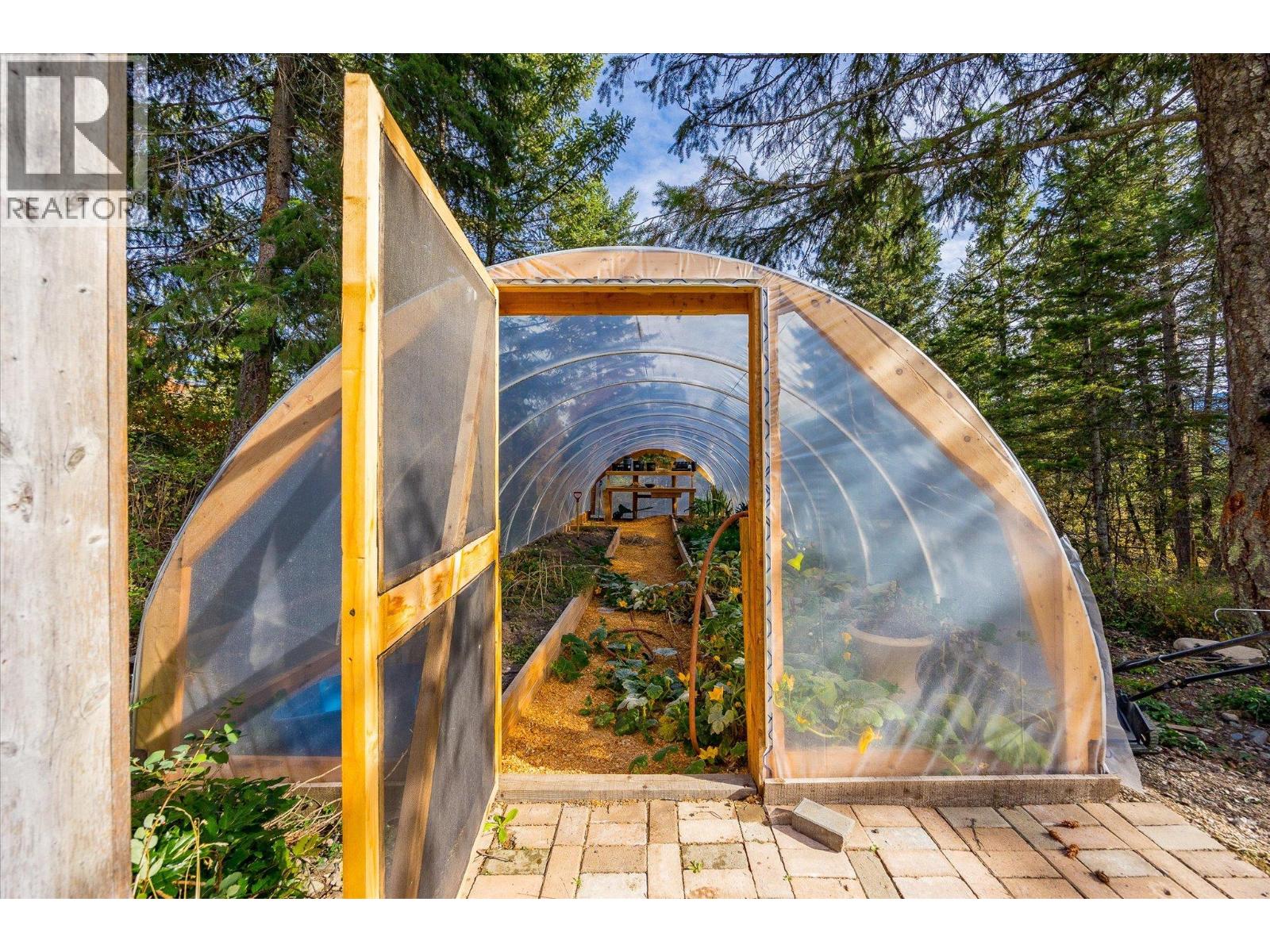 192 Louie View Drive, Lumby