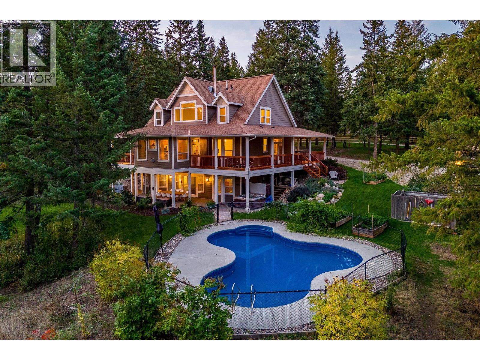 192 Louie View Drive, Lumby