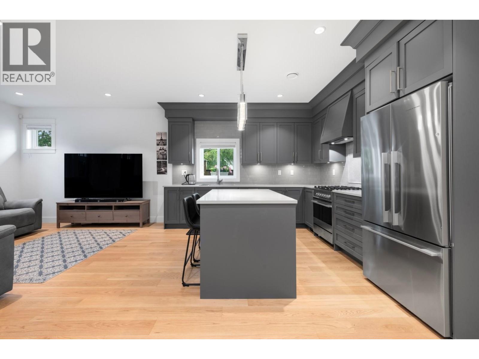 5702 WILLIAMS ROAD, Richmond