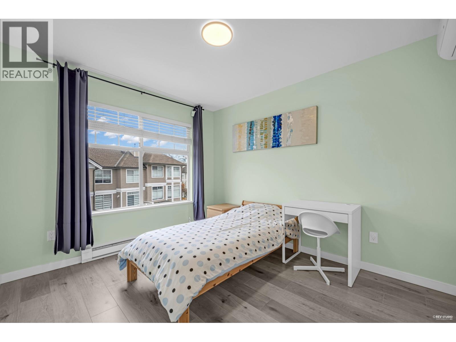 19 5950 OAKDALE ROAD, Burnaby