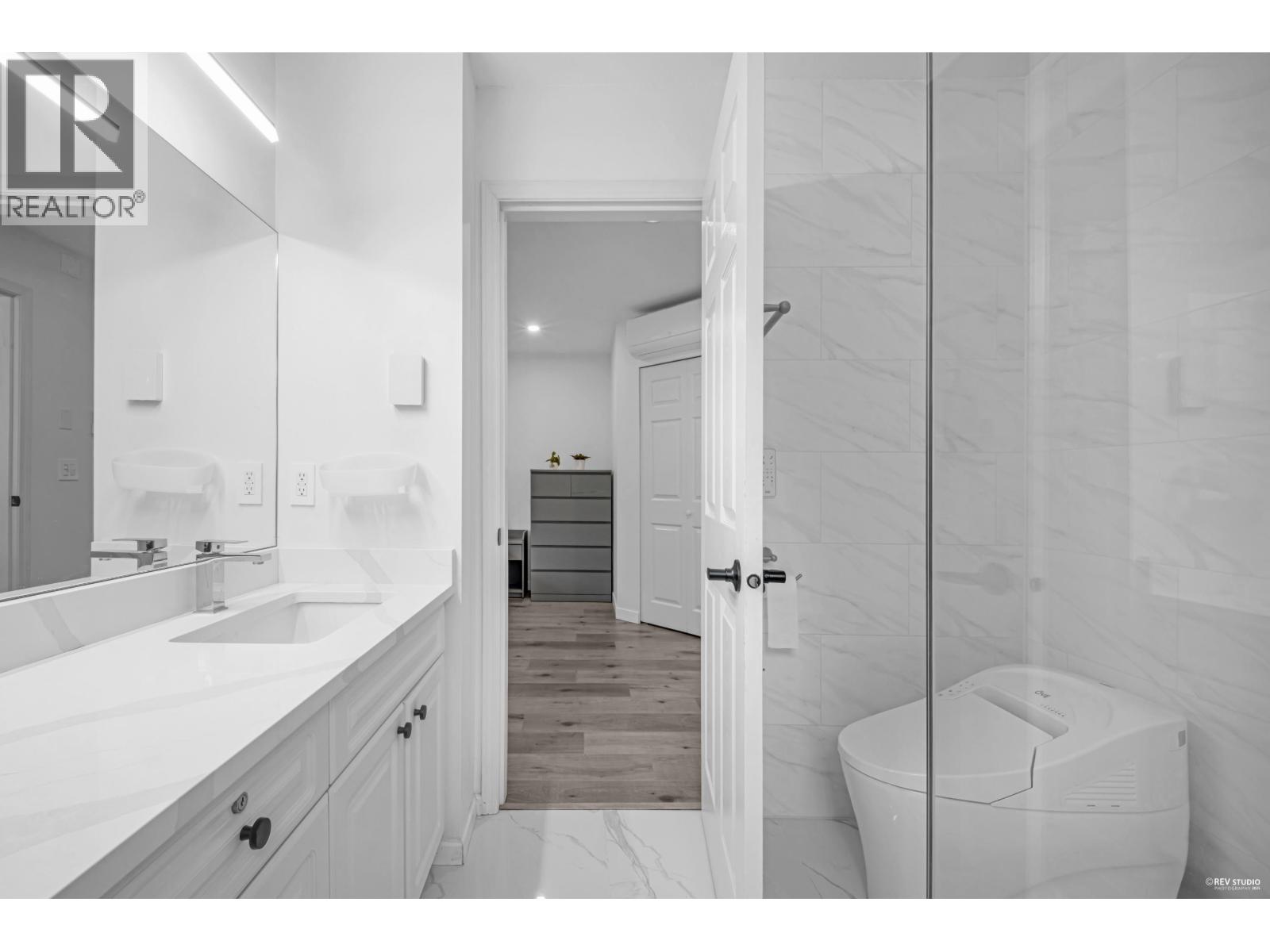 19 5950 OAKDALE ROAD, Burnaby