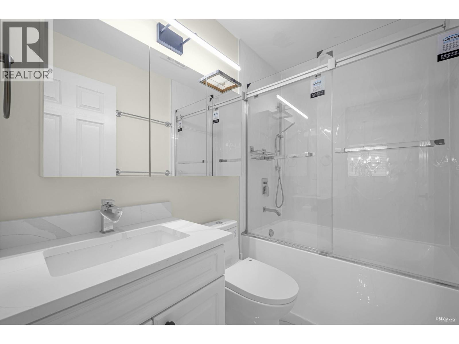 19 5950 OAKDALE ROAD, Burnaby