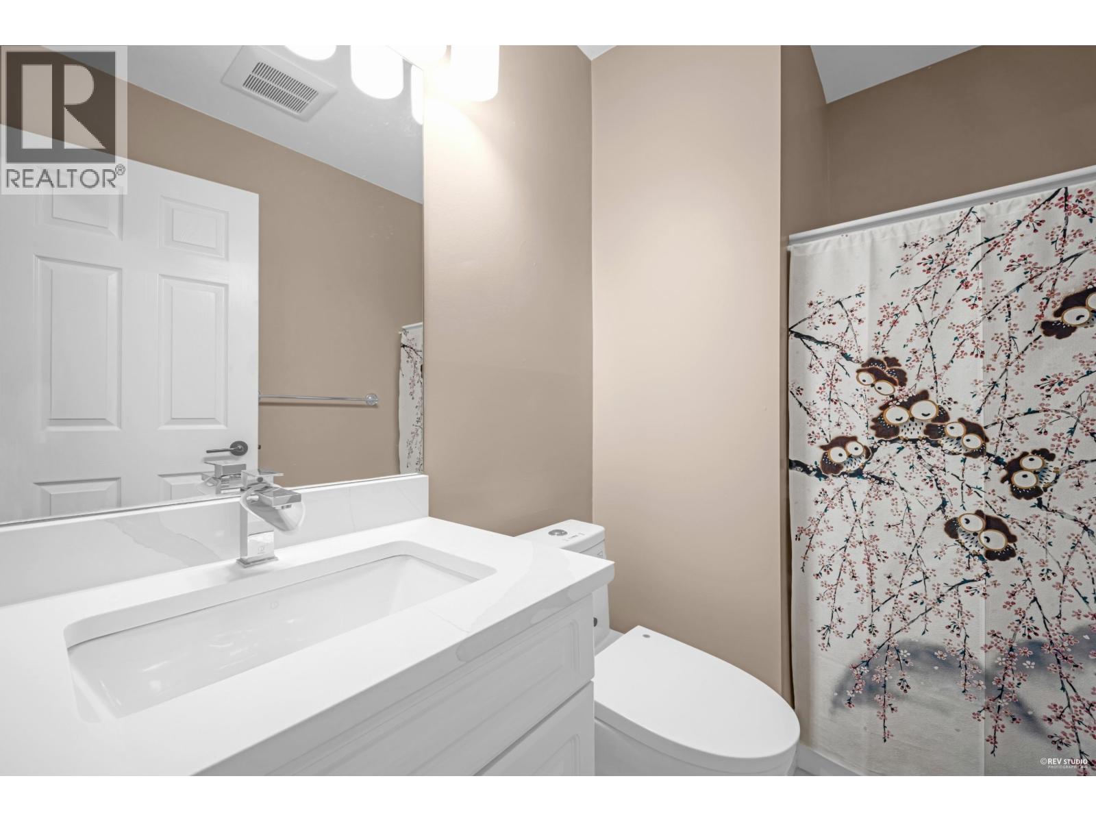 19 5950 OAKDALE ROAD, Burnaby