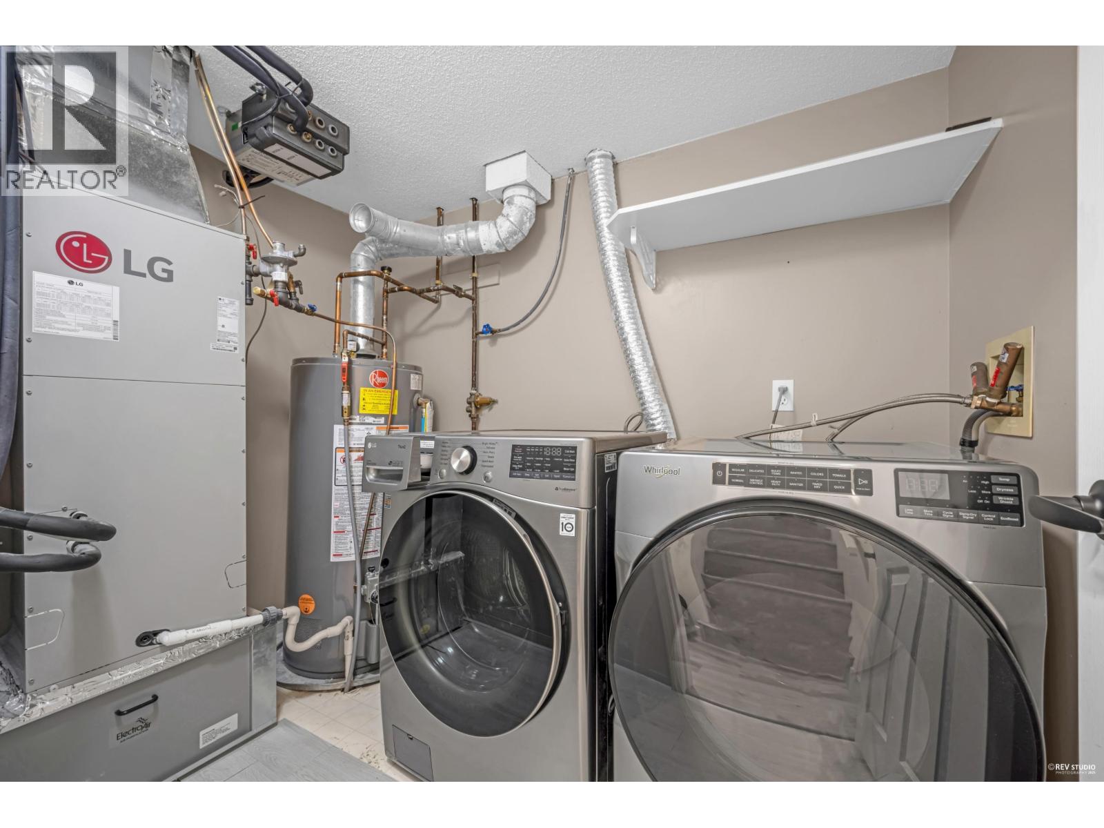 19 5950 OAKDALE ROAD, Burnaby