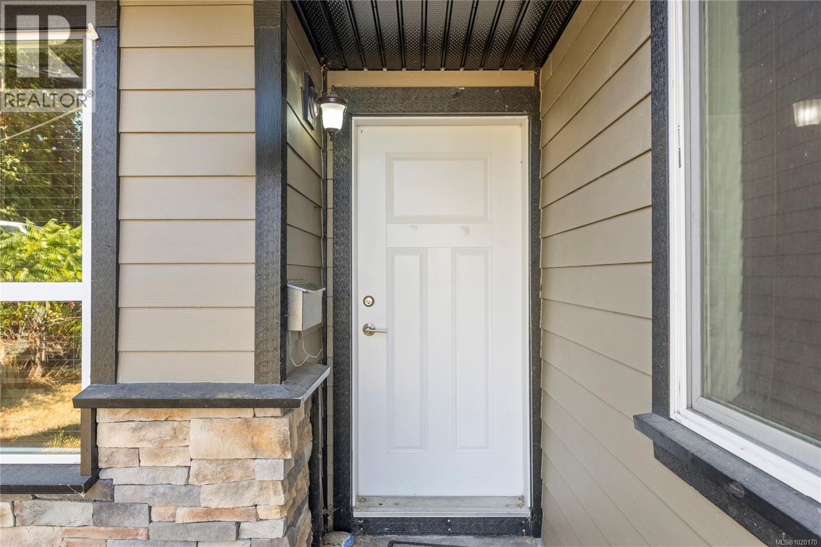 B 4730 Arrowsmith Rd, Port Alberni