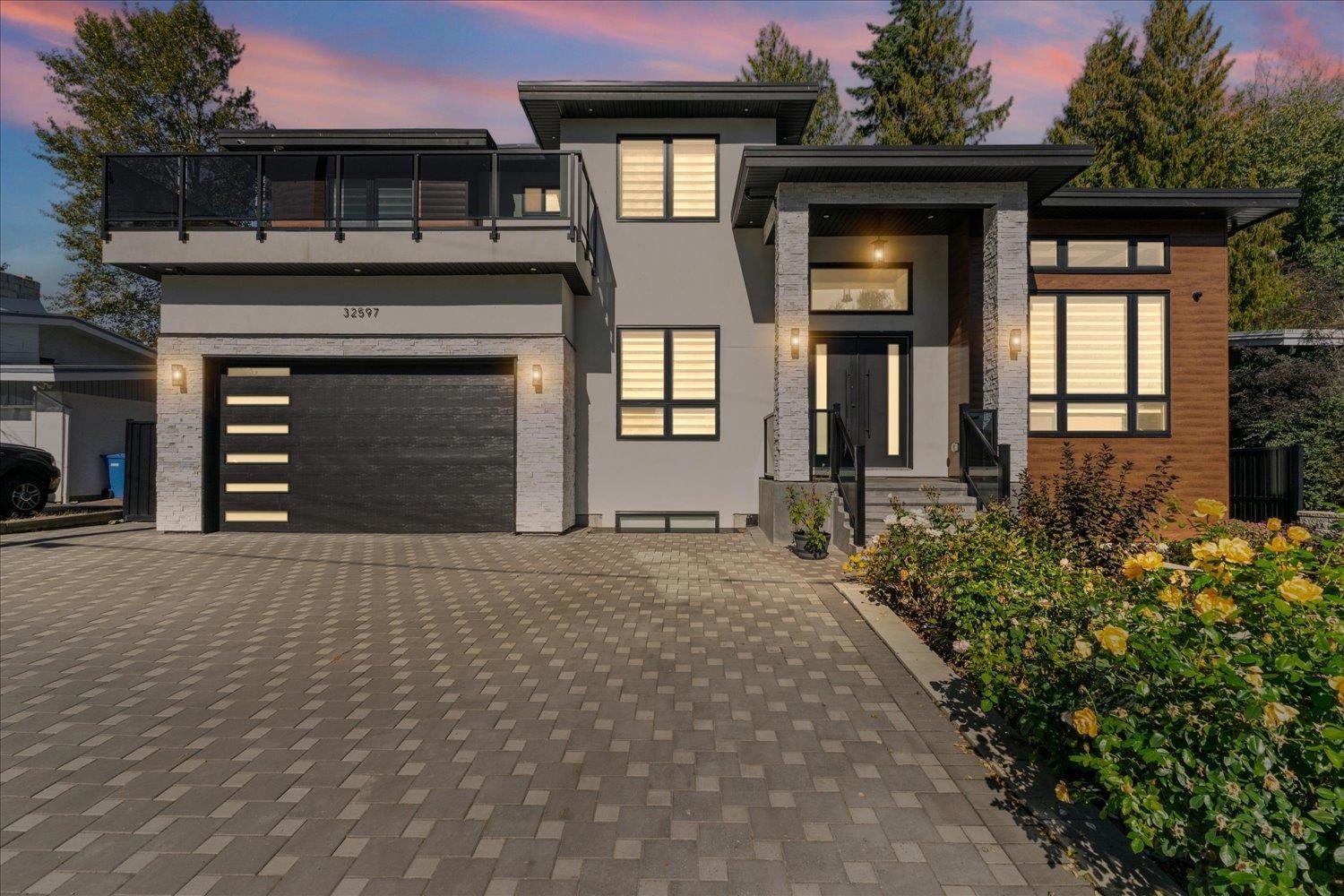 32597 WILLINGDON CRESCENT, Abbotsford