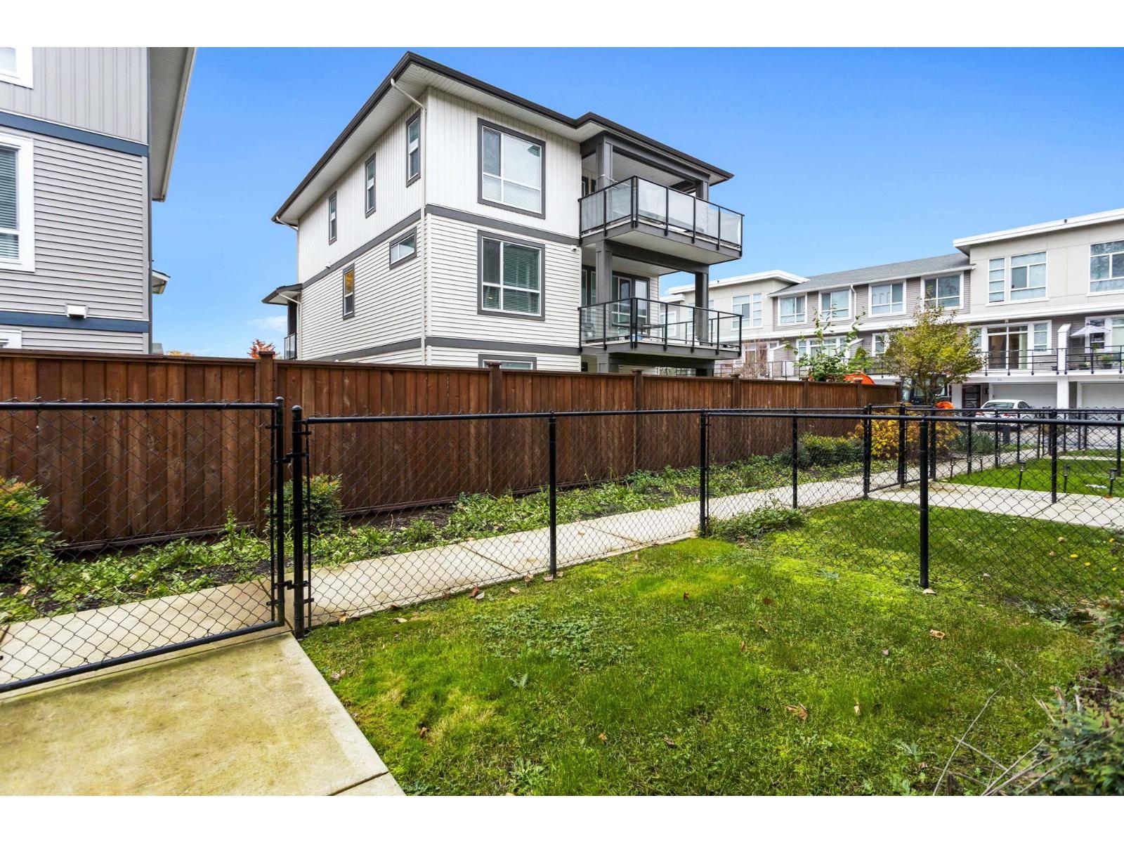 73 8413 MIDTOWN WAY, Chilliwack Proper South, Chilliwack