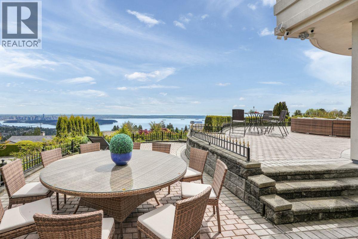 1409 CHARTWELL DRIVE, West Vancouver