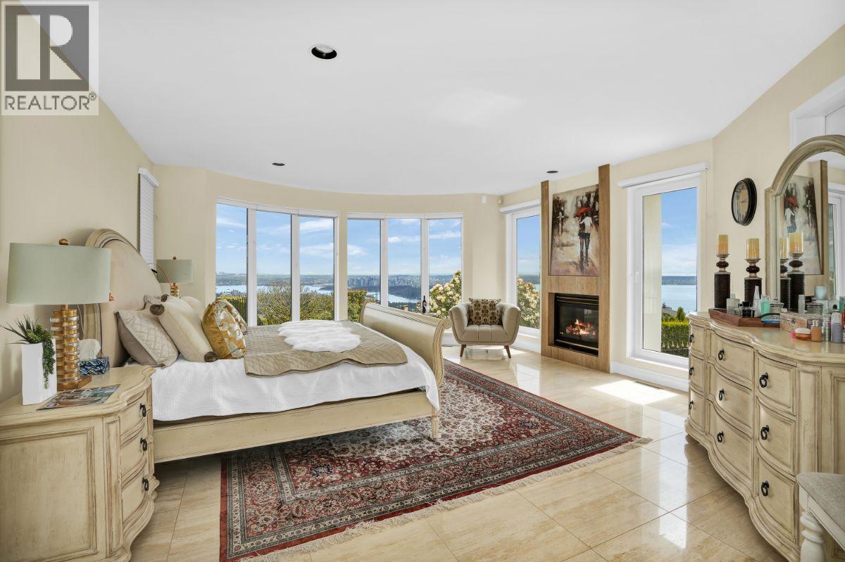 1409 CHARTWELL DRIVE, West Vancouver