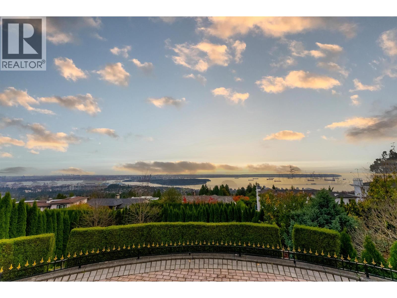 1409 CHARTWELL DRIVE, West Vancouver