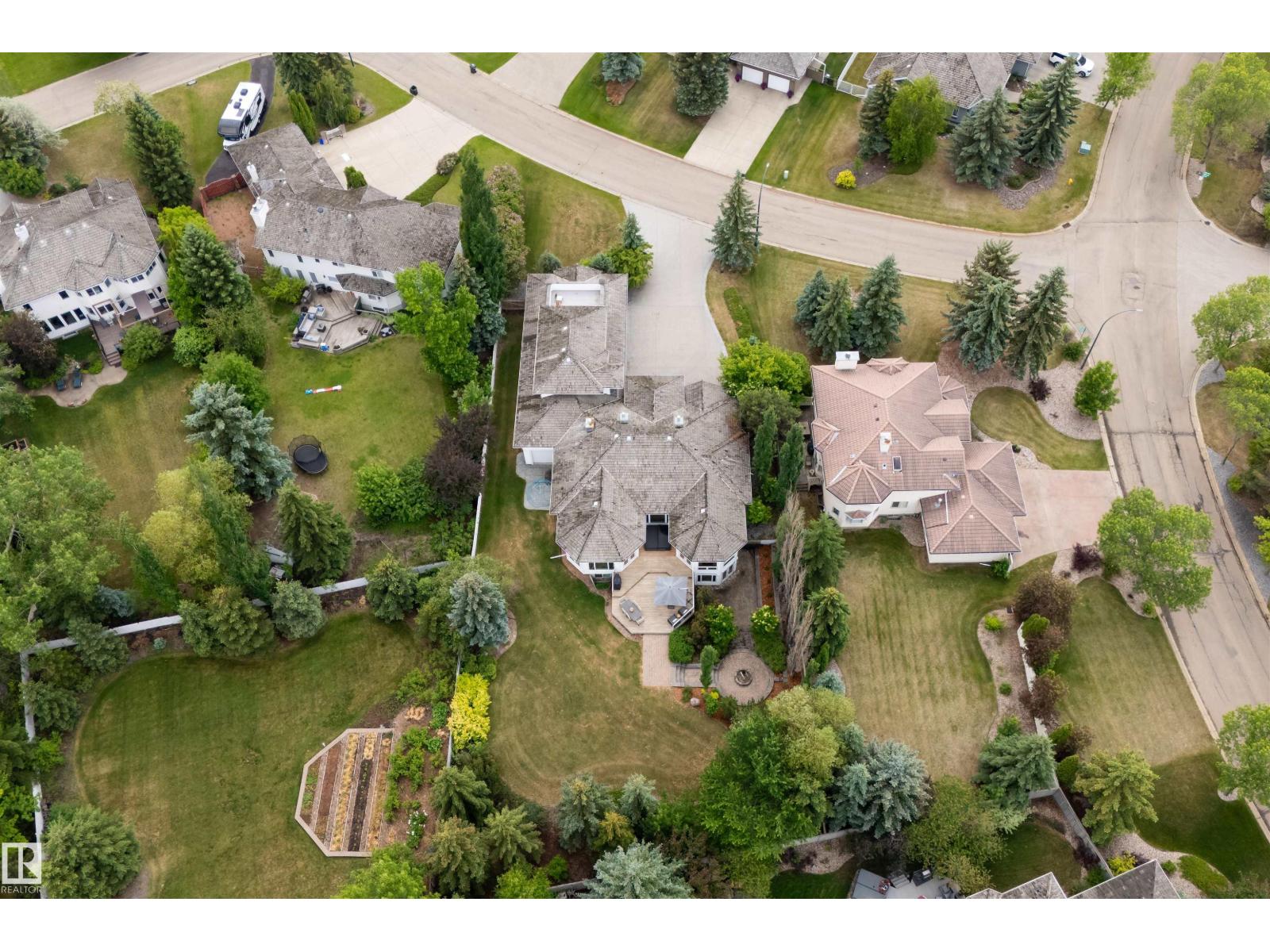 525 ESTATE DRIVE, Sherwood Park