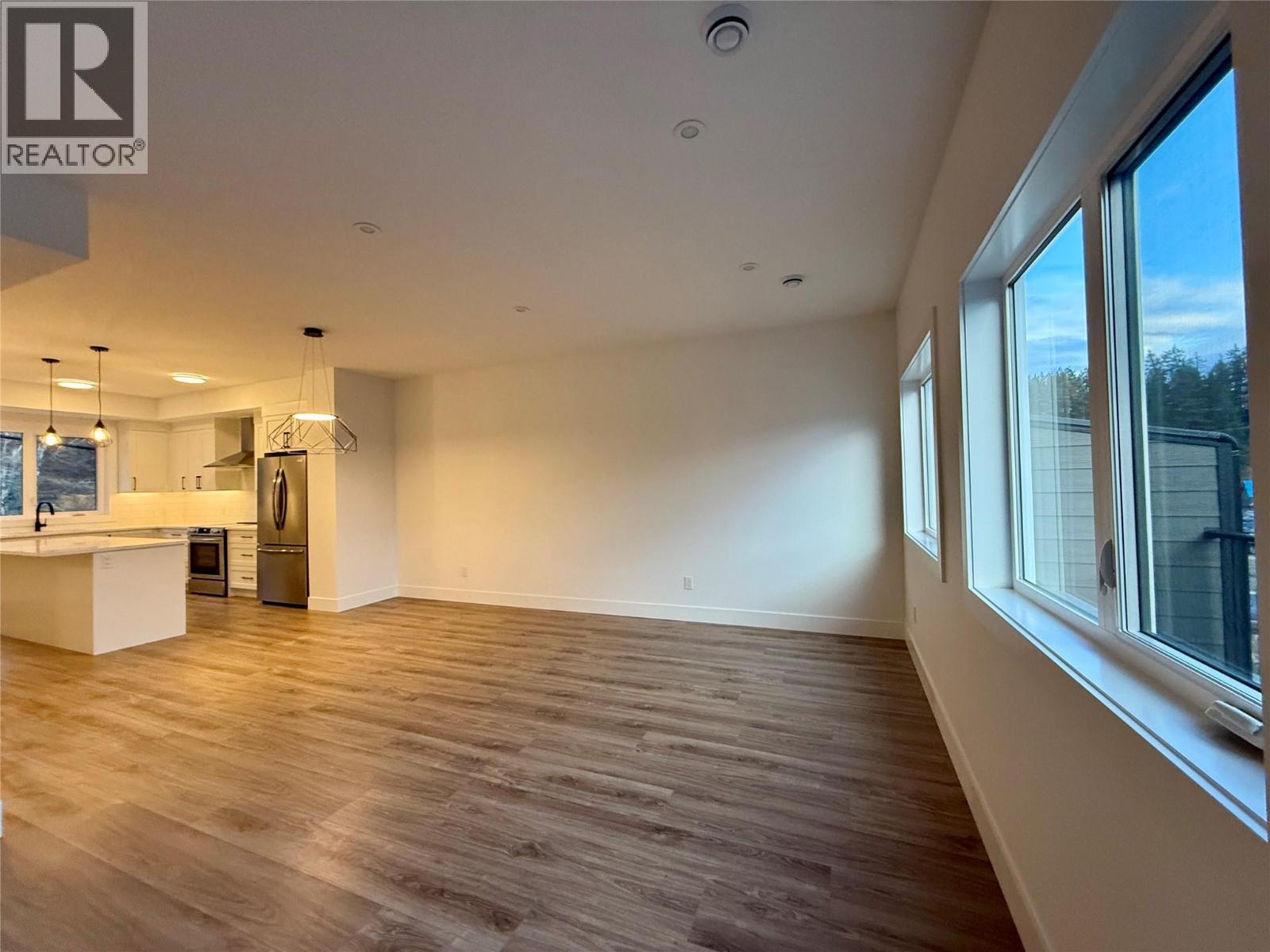 #204 70 BOUNDARY STREET - 15