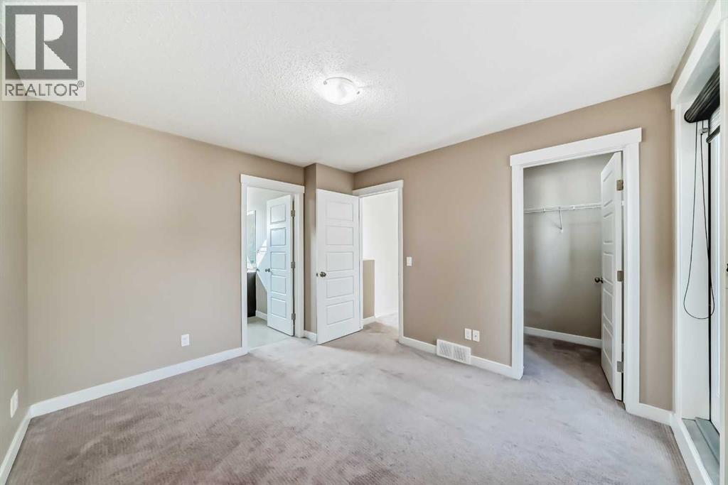 Single Family House for Sale in  Covecreek Circle NE Coventry Hills Calgary 
