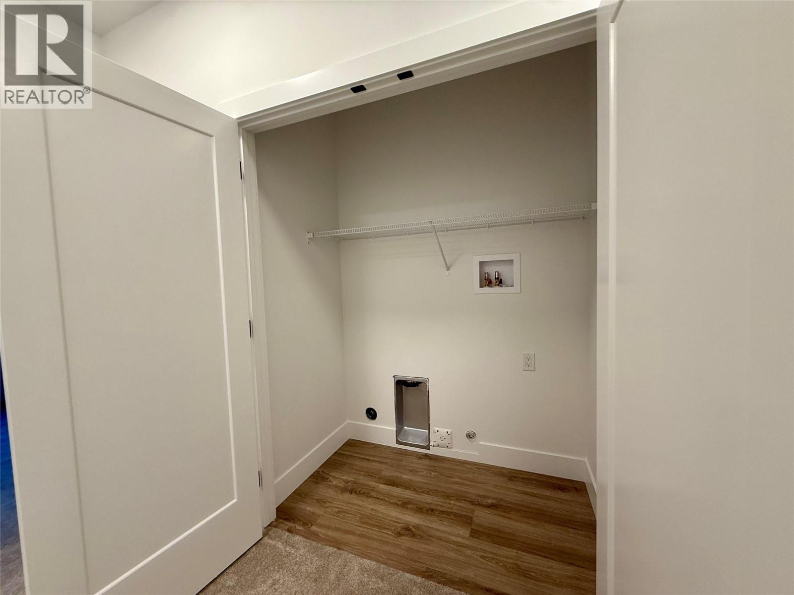 #204 70 BOUNDARY STREET - 29