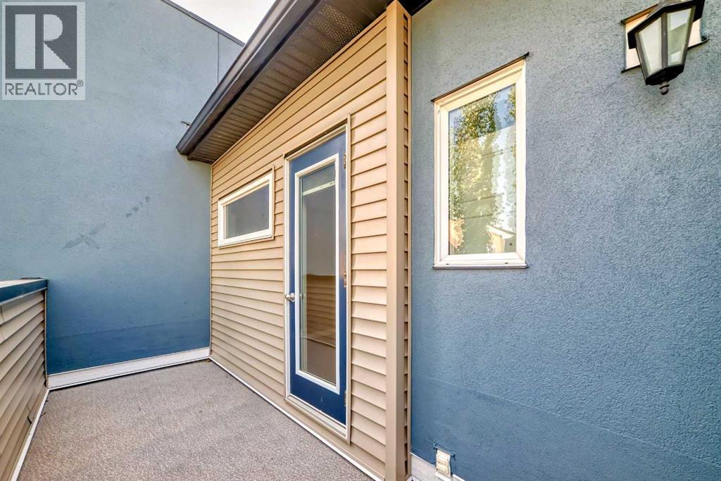 Single Family House for Sale in  Covecreek Circle NE Coventry Hills Calgary 