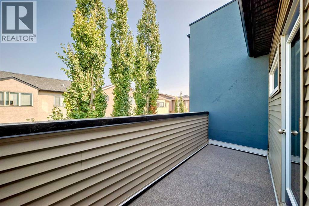 Single Family House for Sale in  Covecreek Circle NE Coventry Hills Calgary 