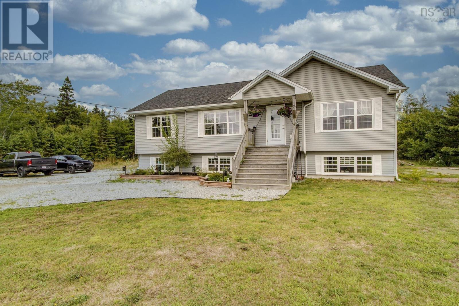 Property 31 of 51 of 741 Villagedale Road