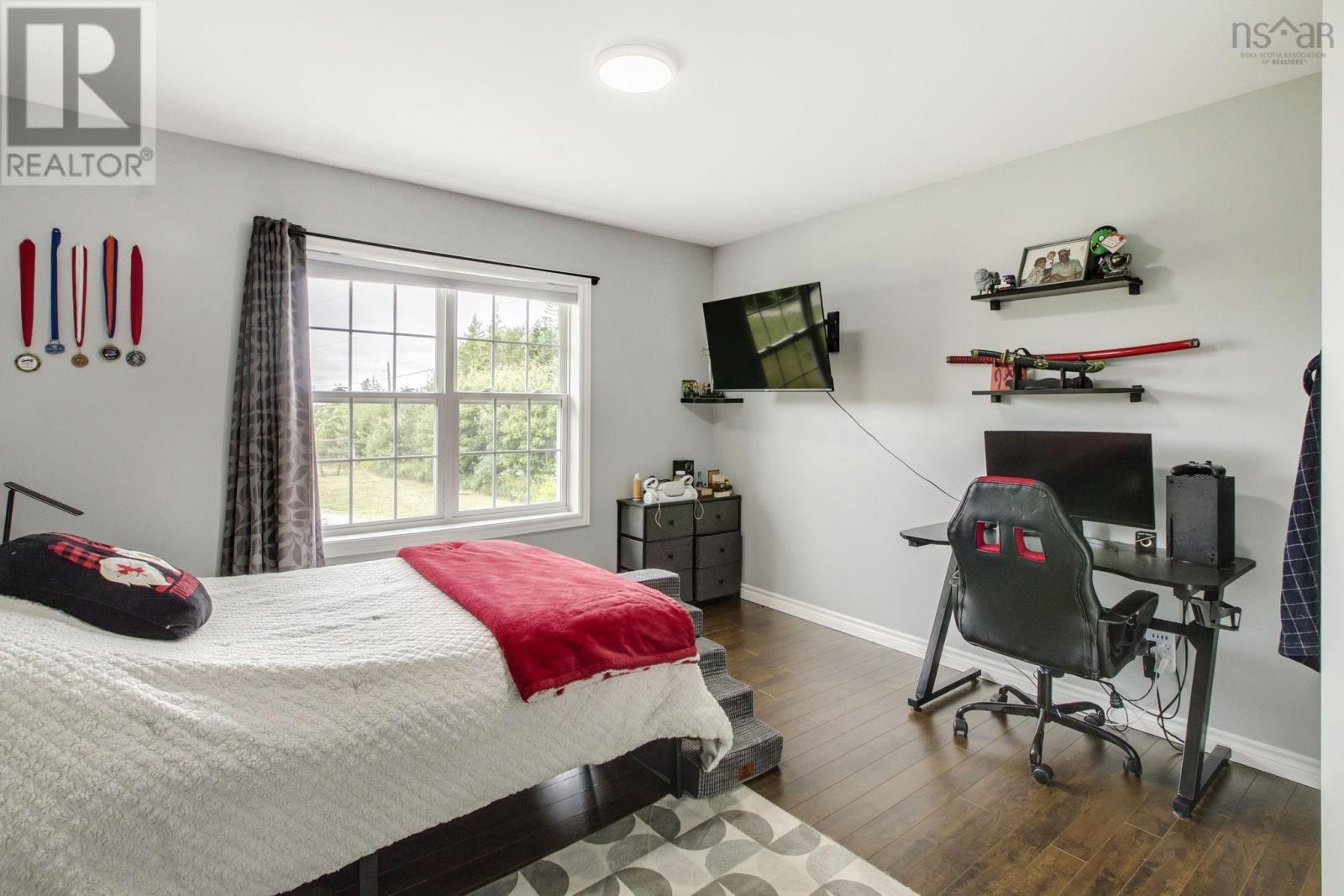 Property 24 of 51 of 741 Villagedale Road