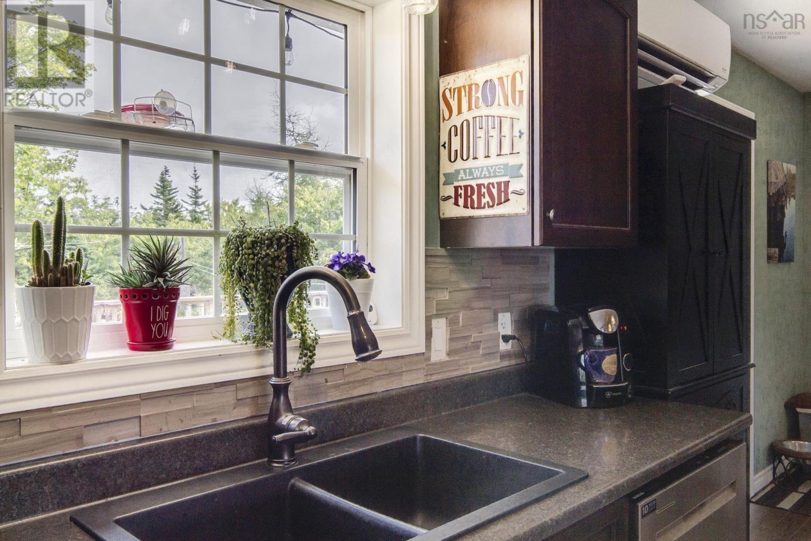 Property 9 of 51 of 741 Villagedale Road