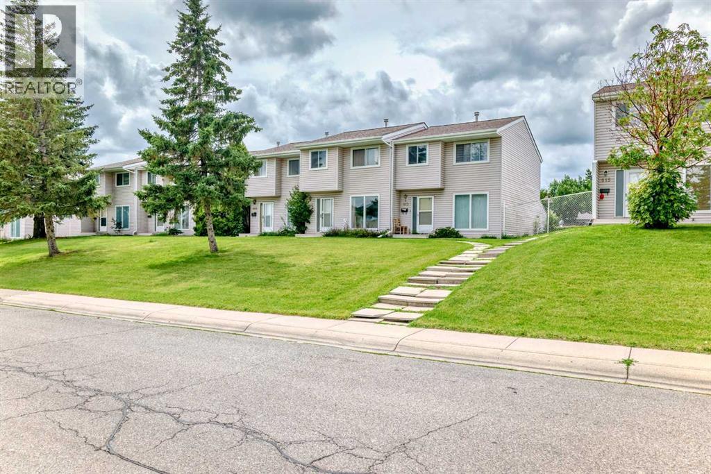 Single Family House for Sale in   Street NE Marlborough Calgary 